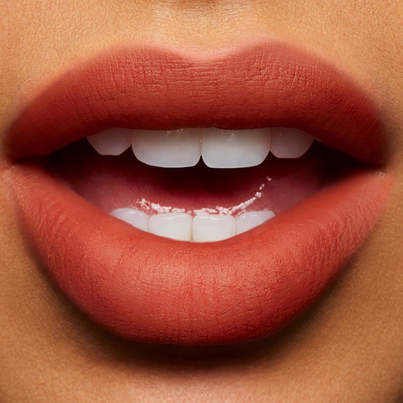 ๐ SORRY NOT SORRY a MAC POWDER KISS LIQUID LIPCOLOUR. RETAILS $27. NEW / BOX. - Picture 3 of 10